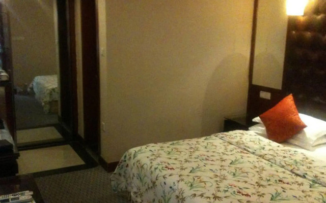 Dongpo Hotel