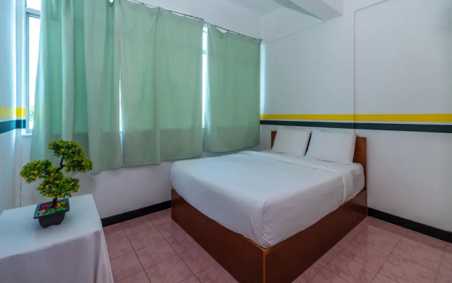 SPOT ON 89936 Sutera Inn
