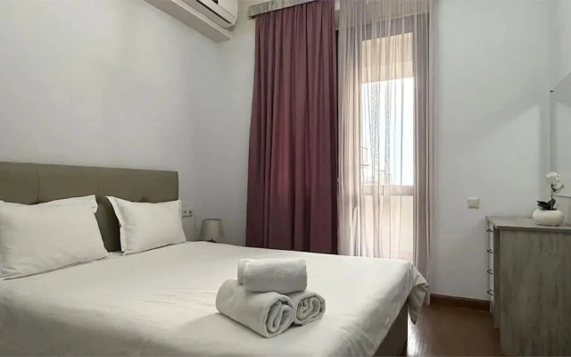 1-Bedroom apt with Balcony by Sweet Home