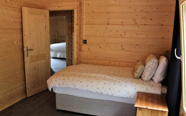 Lovely 3-bed Lodge in Ashton Under Hill