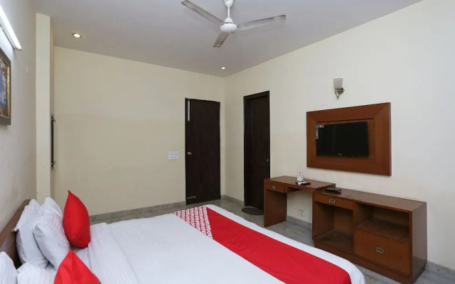 OYO Rooms Cyber Park II