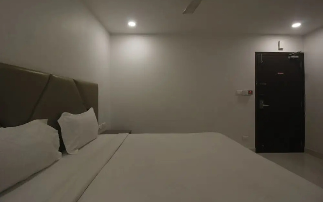 Hotel Ssr Grand