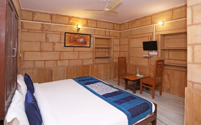 OYO 7426 Hotel Classic Inn