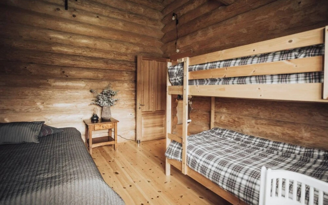 Fjordhygge, Cozy Log Retreat Near Sea & Forest - Sauna & Outdoor Living