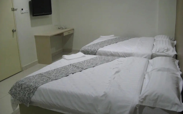 Hii-5 Hotel