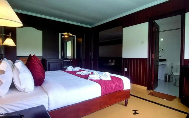 MaxiMunnar T&U Leisure Hotel