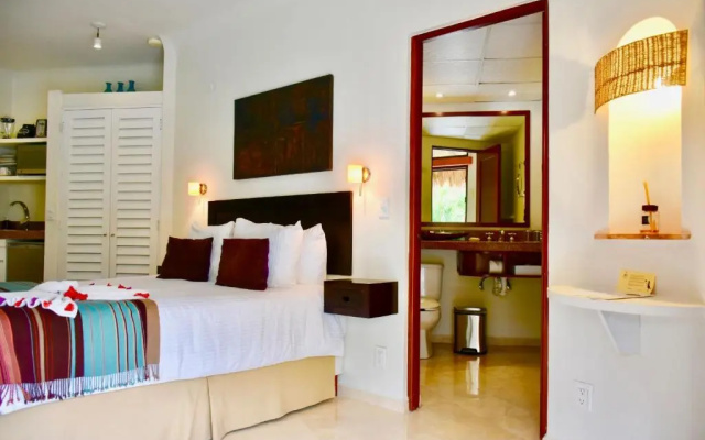 Playa Palms Beach Hotel