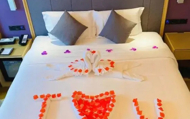 Lavande Hotel (Dongguan Shijie Jiarong Shopping Plaza)