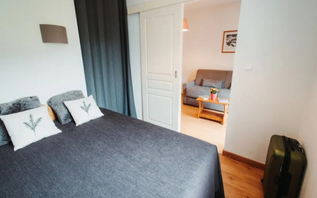 Cozy 2-bedroom Apartment for 4 People