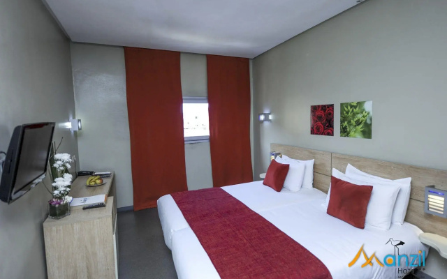Manzil Hotel