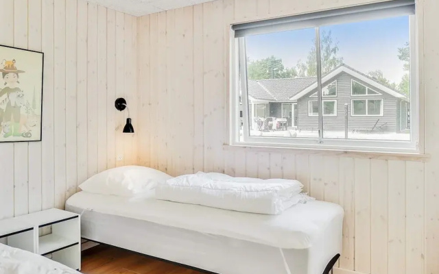 14 Person Holiday Home in Vaeggerlose