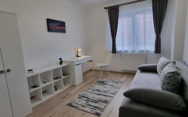 Art Apartment 3