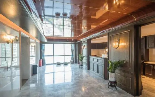 Wuhan Nashi Homestay (Hanyang River Beach Shimao Jinxiu Yangtze Store)