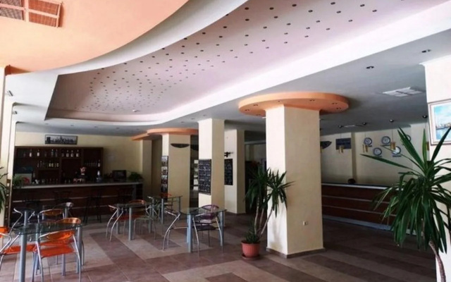 Dana Park Hotel