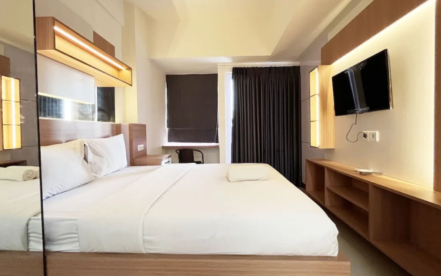 Restful And Simply Look Studio Vida View Makassar Apartment