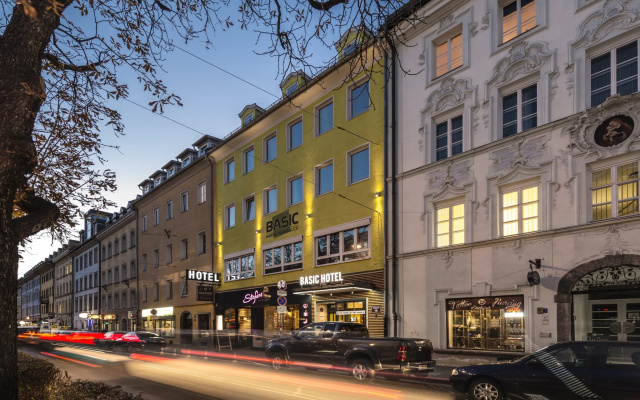 hotelImage