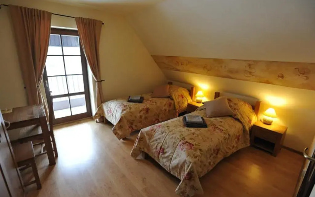 Quo Vadis Lounge Bed & Breakfast