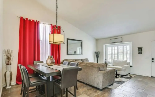 4BR Home w/ Private Pool, Patio & Grill