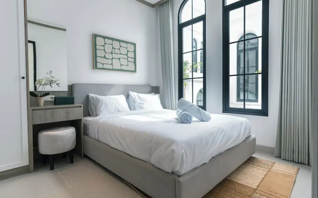 Greenforest Anahata 4 Star Hotel