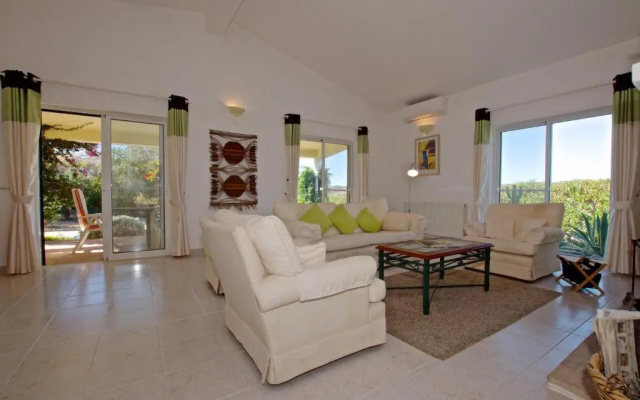 Casa Canela by Portucasa
