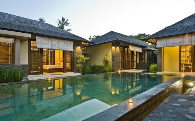 Villa Ininda and Ligaya