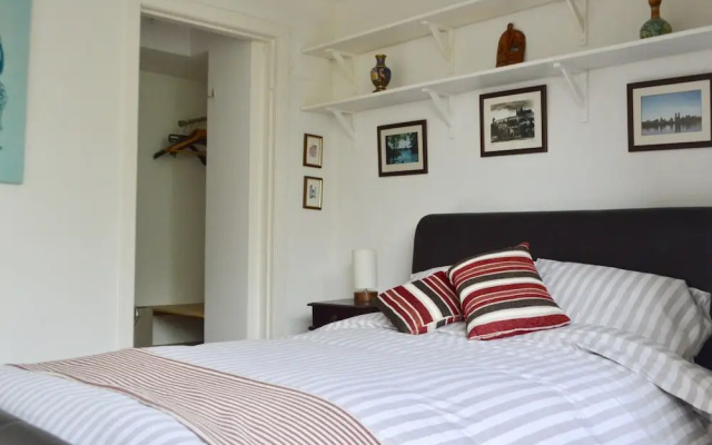 Edinburgh 1 Bedroom Flat Near City Centre