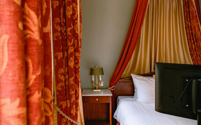 Grand Hotel Karel V