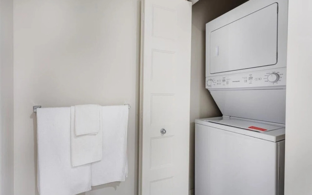 Corporate Stays L'Equinox Apartments