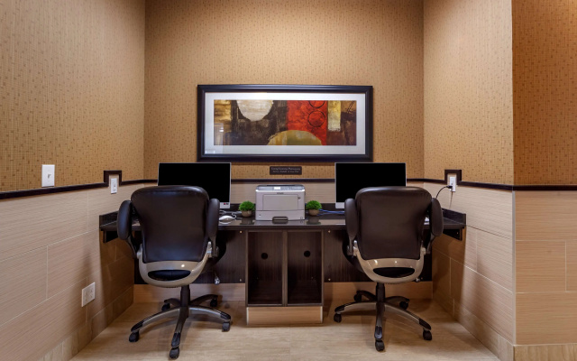Best Western Plus Drayton Valley