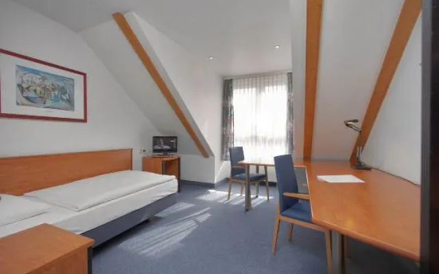 NKF-Hotel