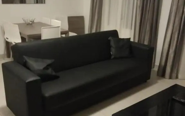 Don Mikiel Rua Apartment 4