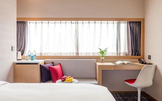 Xence Hotel