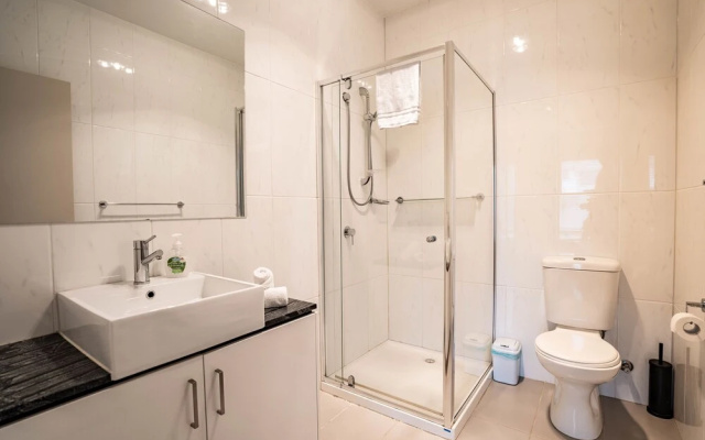 Serviced Houses - Kealba