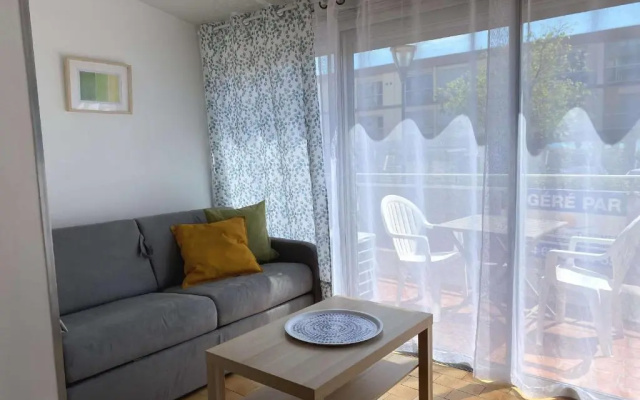 Appartement Balaruc-les-Bains, 1 pièce, 2 personnes - FR-1-553-52