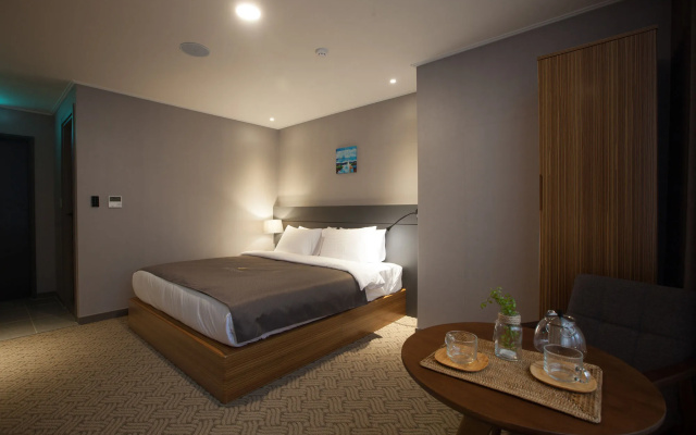 GNB Hotel