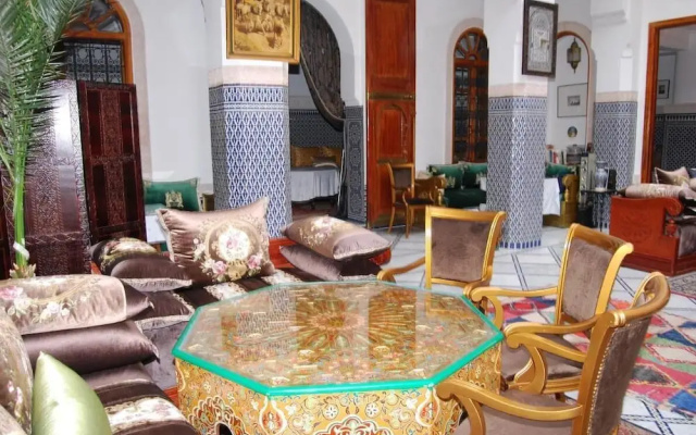 Room in B&B - Riad Authentic Palace & Spa - Jamiaa