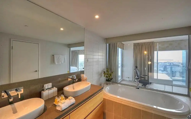 Bridgepoint 1105