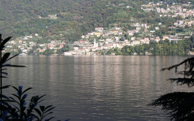 Nido sul Lago