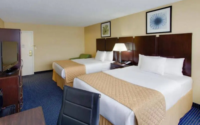 Clarion Hotel