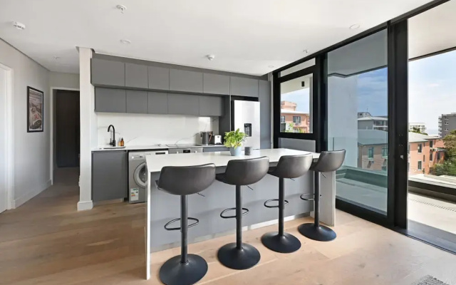 2 Bedroom Heart of Sea Point The Avant