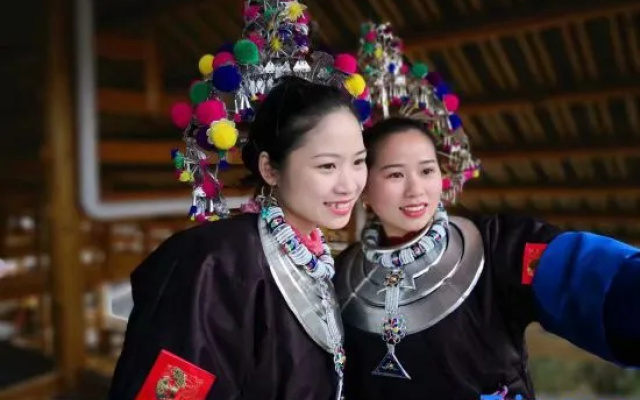 Sanjiang Waterfront Inn