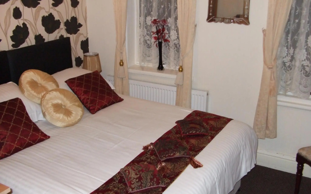 Cadeby Lodge
