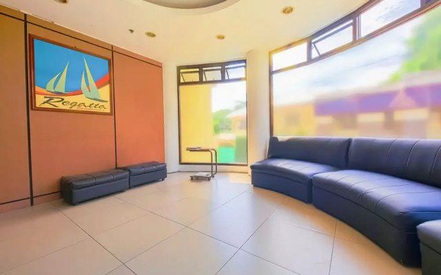 OYO 794 Regatta Residences