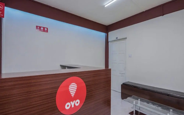 OYO 16152 Home Away Home