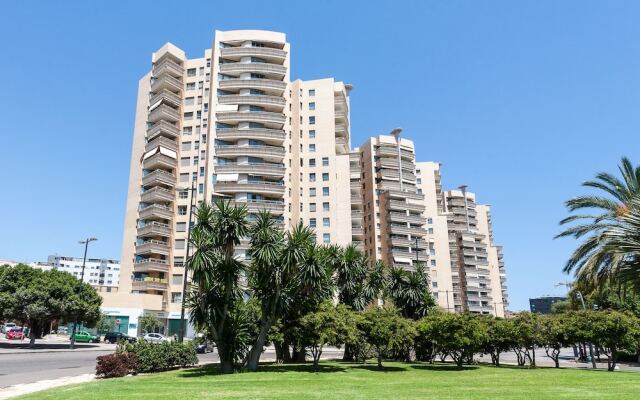 Отель ApartUP Gulliver Kids Испания, Валенсия - отзывы, цены и фото номеров - забронировать отель ApartUP Gulliver Kids онлайн вид на фасад