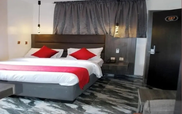 Fawzy Hotel