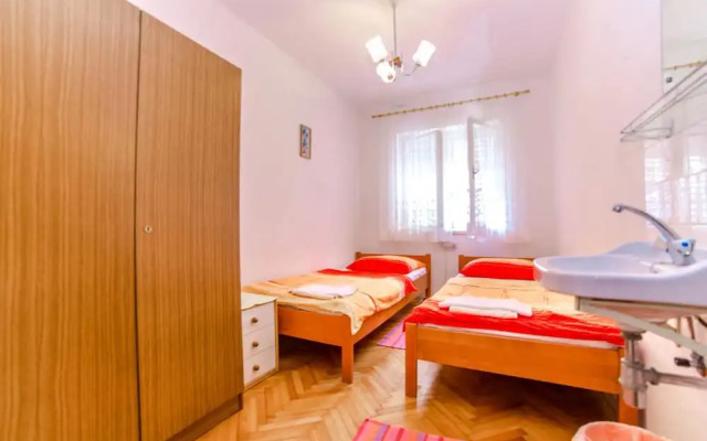 Apartments Jasko / Three Bedroom Jasko 1