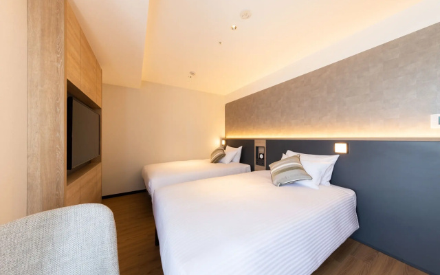 JR-East Hotel Mets Yokohama