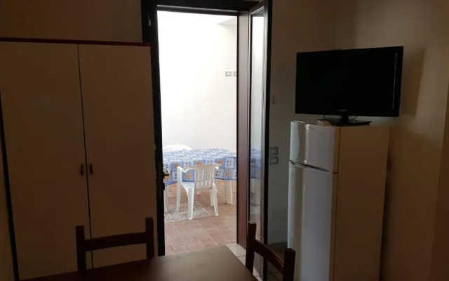 Bilocale 50 Mt. Dalla Spiaggia 27