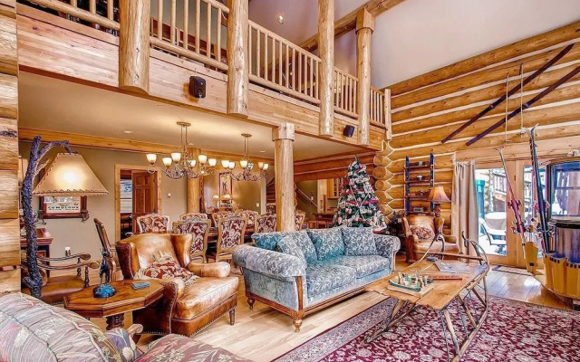 Ski Classic Lodge